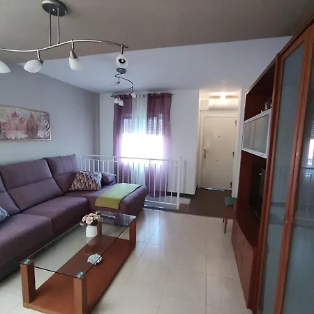 Celestina Apartment, Piscinas, Parking Gratis, A 5 Min De Torre Del Mar * Velez Malaga